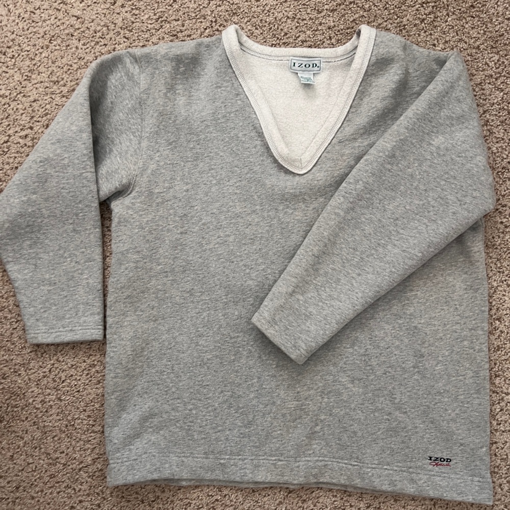 Izod Heather Gray V-Neck Pullover